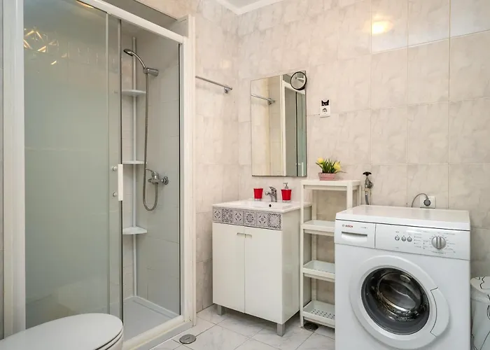 Apartman Cozy 1-bedroom - Historic Location By Lisbeyond *