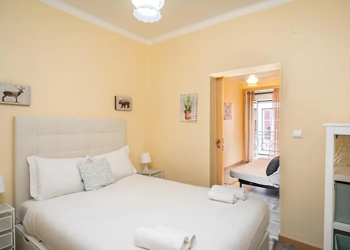 Cozy 1-bedroom - Historic Location By Lisbeyond * Lisboa